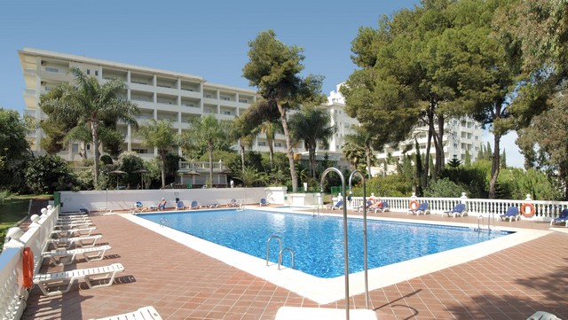 Roc El Pinar Aparthotel